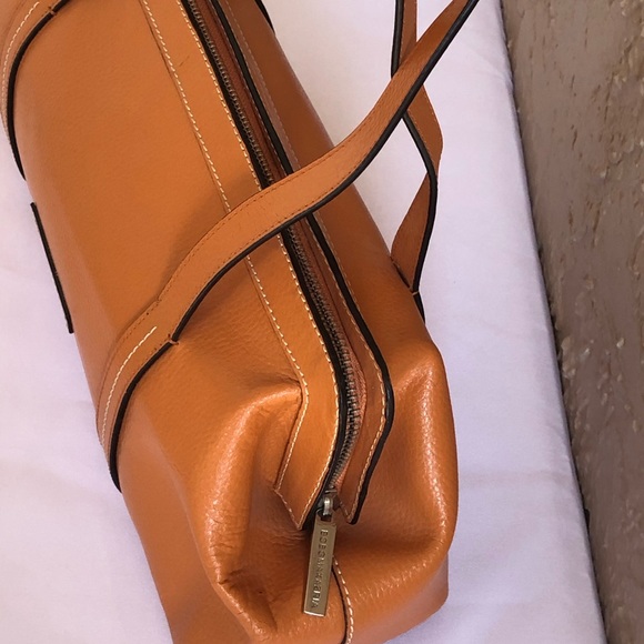 Handbag - Picture 5 of 5